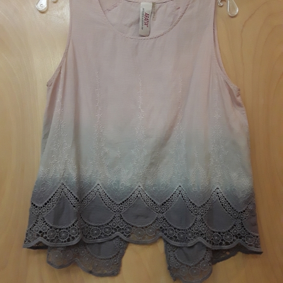 Aratta Anthro Ombre boho lilac eyelet top - Picture 3 of 7